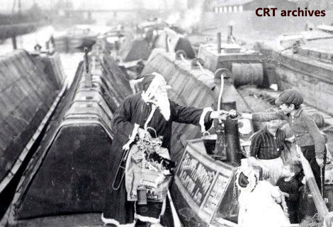 Christmas for working canal boat families CRT archives