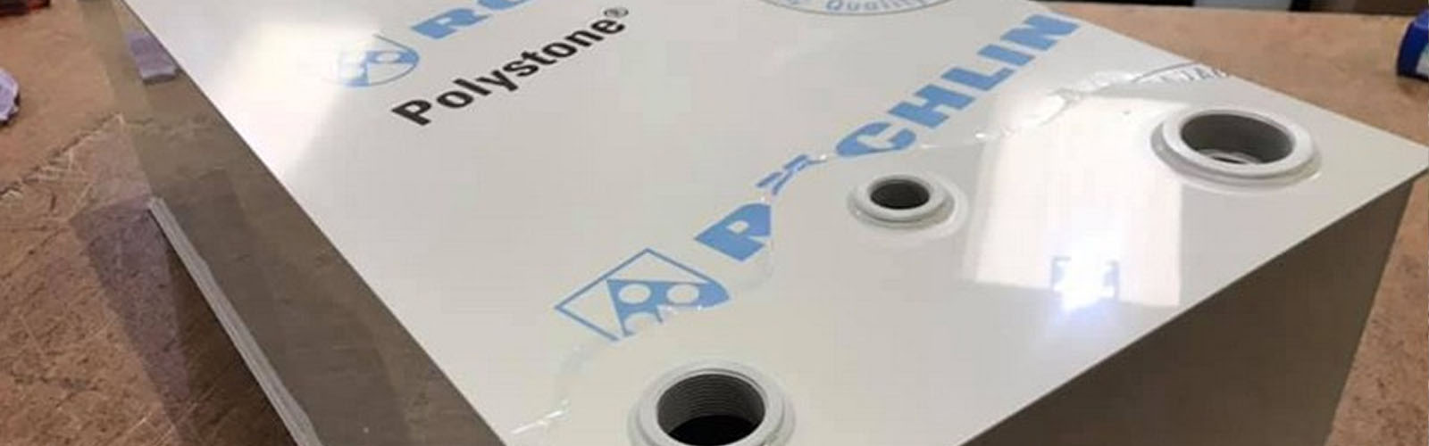 water and waste tanks for boats Magazine