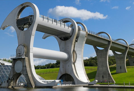 Falkirk wheel - the only rotating boat lift in the UK