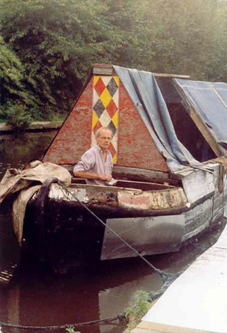 Wooden Canal Boat Society - Queen, the oldest surviving wooden motor