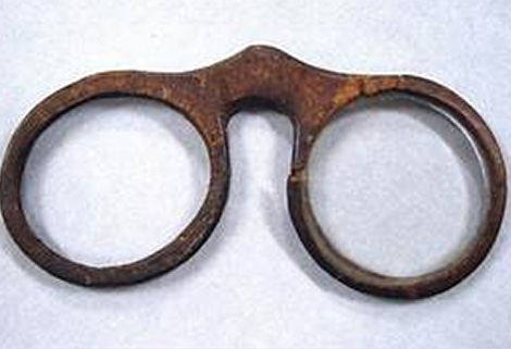 early spectacles