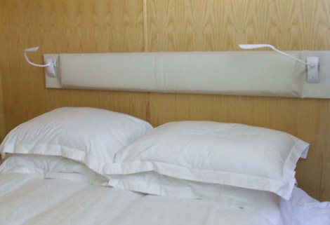 Art Deco wide-beam bedroom
