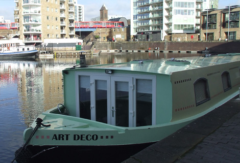 Art Deco in Limehouse Basin